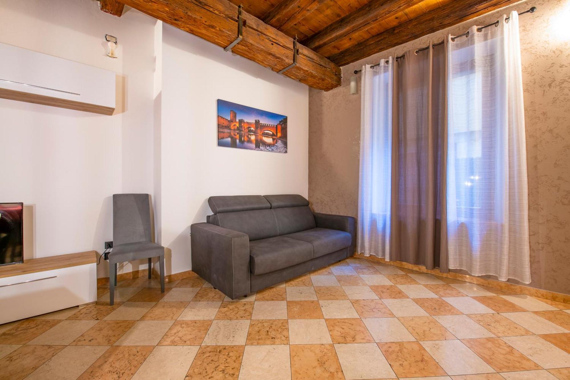 Arena Suite Mazzini Verona Centro Esterno foto