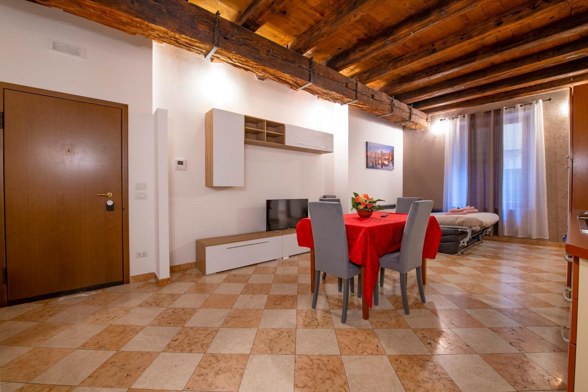 Arena Suite Mazzini Verona Centro Esterno foto