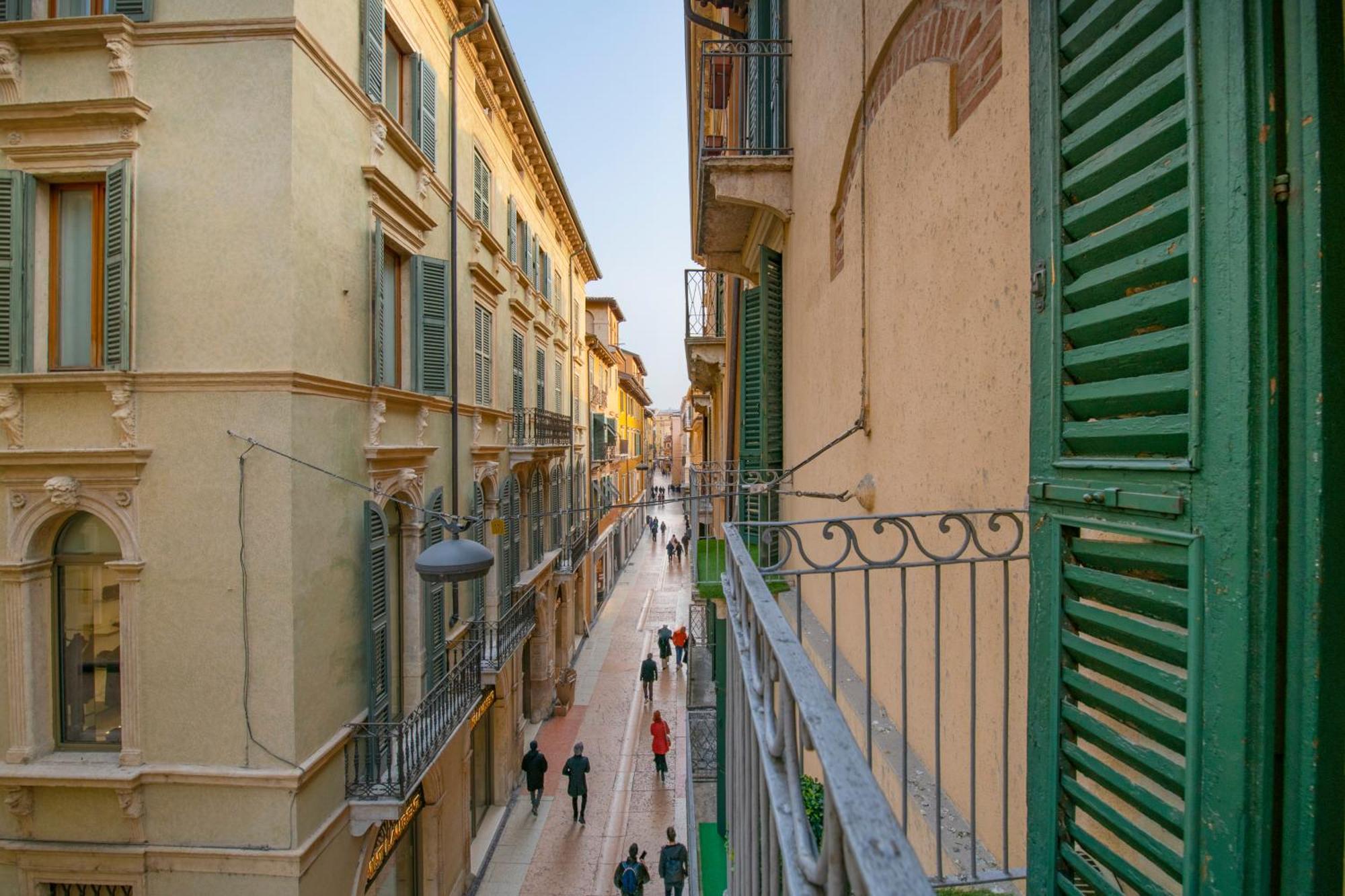 Arena Suite Mazzini Verona Centro Esterno foto